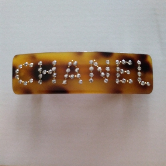 CHANEL Accessories - Chanel barette